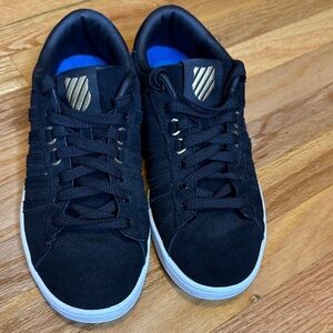 K-SWISS Black and Gold Women’s Sneakers Size 9 Excellent Condition!